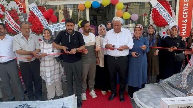 Diyarbakır görkemli  açılış Kadın girişimciden Ev tekstili mağazası